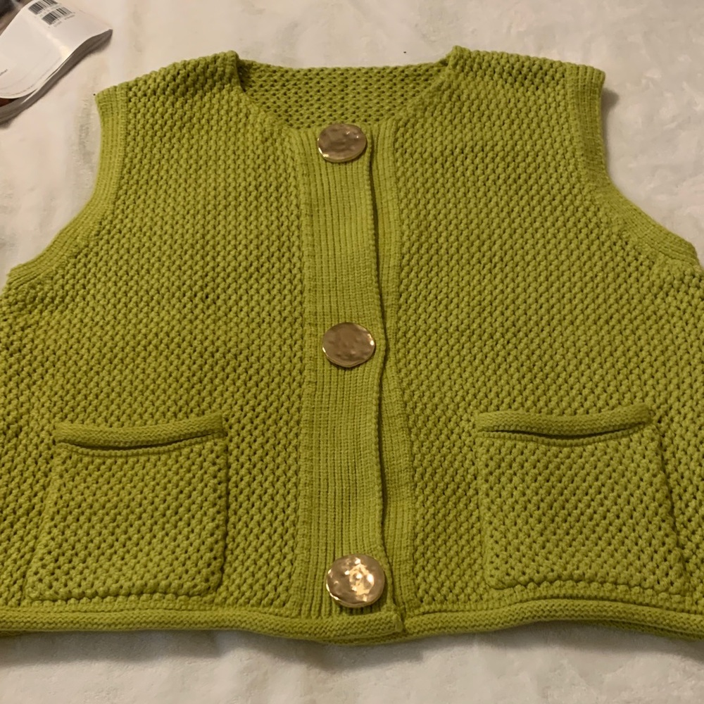 NWOT Green Knit Vest with Gold Buttons